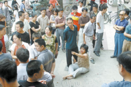 逾期催收上门贴条:揭秘催收新手段及其应对策略 逾期催收上门贴条:揭秘催收新手段及其应对策略